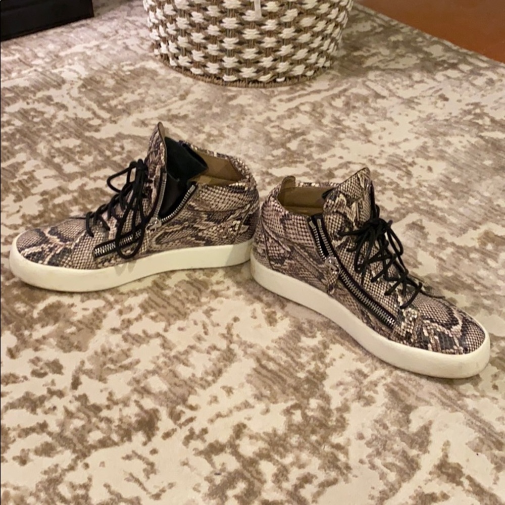 Giuseppe Zanotti sneakers